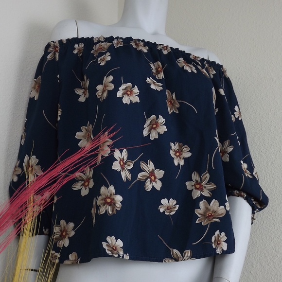 Mid Sleeved Off Shoulder Blue&Brown Floral Blouse - Picture 4 of 8